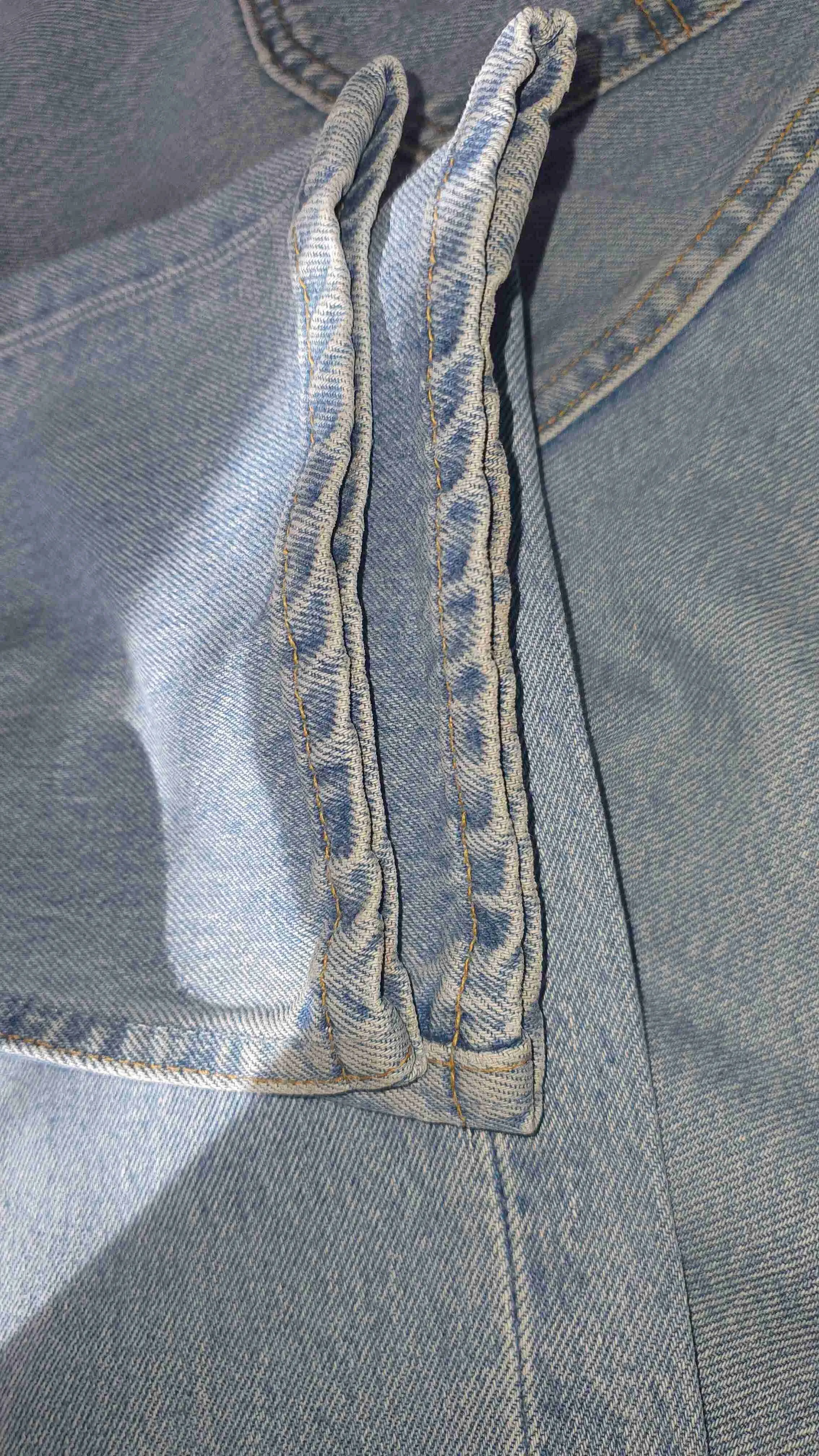 Jean Levi's 501 W28L32