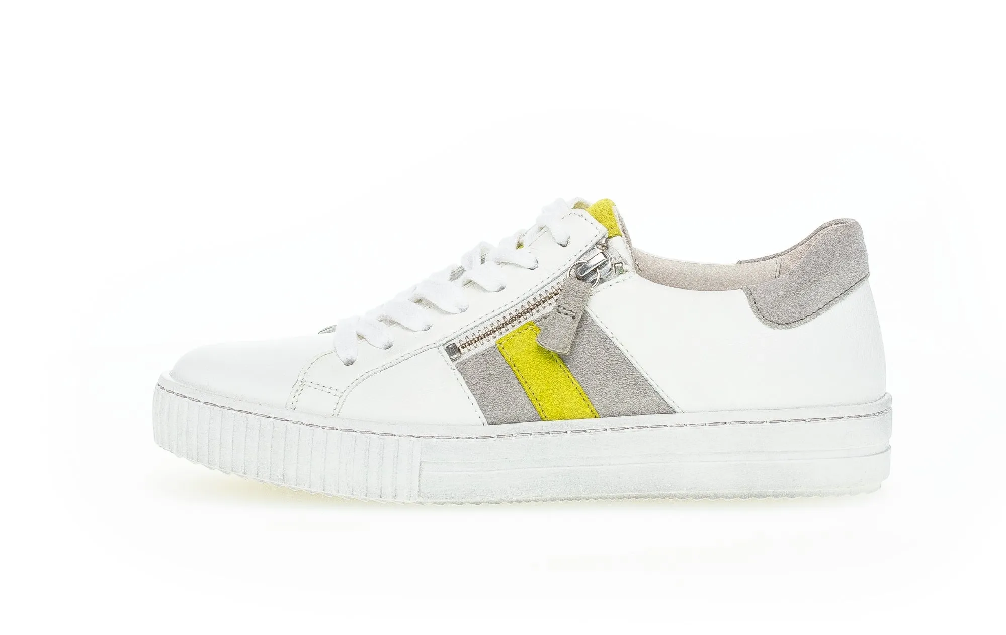 Sneakers blanches en cuir et velour